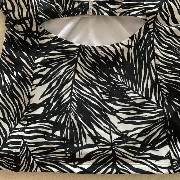 Athleta Black Palms Kaimana Black/White Zebra Women's 36 B/C Tankini - Picture 8 of 9